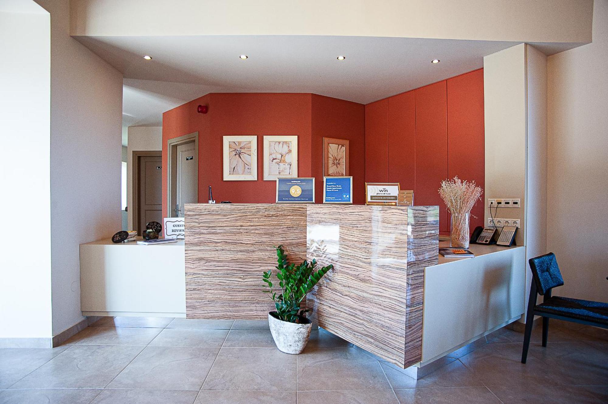 Crystal Palace - Luce Hotel *